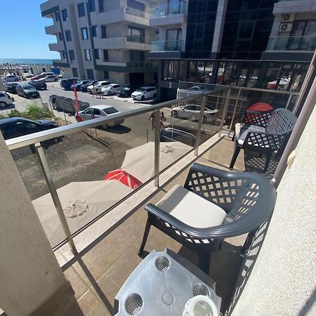 Apartament Andy Mamaia Nord 30 M De Plaja Năvodari Esterno foto